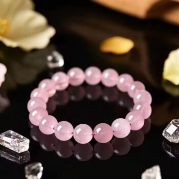 🌙 Mulank 2 – Love & Harmony
    ✨ Born on 2, 11, 20 & 29